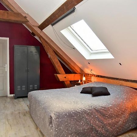 Les Colombines Bed and Breakfast Hombleux Exteriör bild